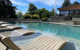 Lago Hotel